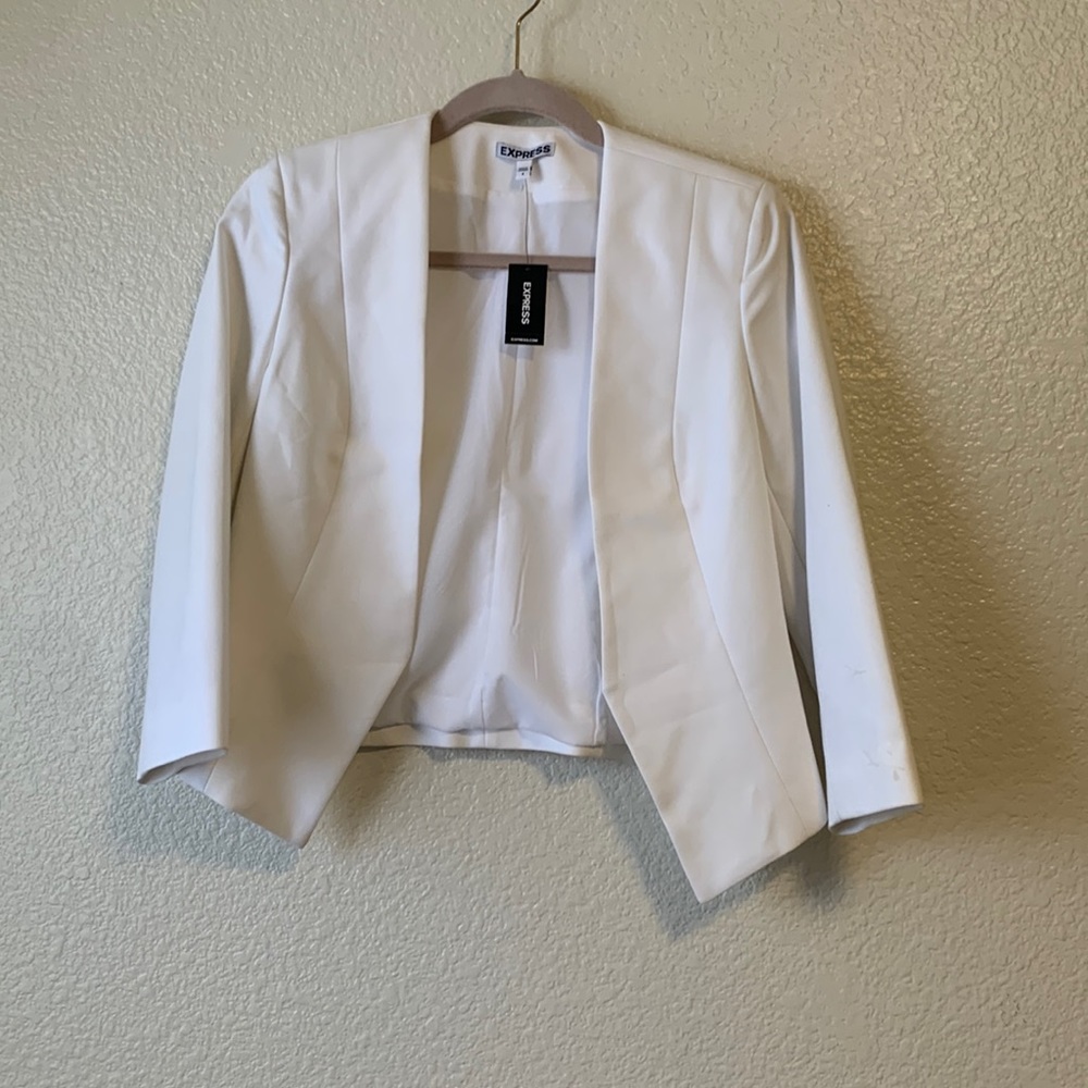 NWT express white blazer- read notes!